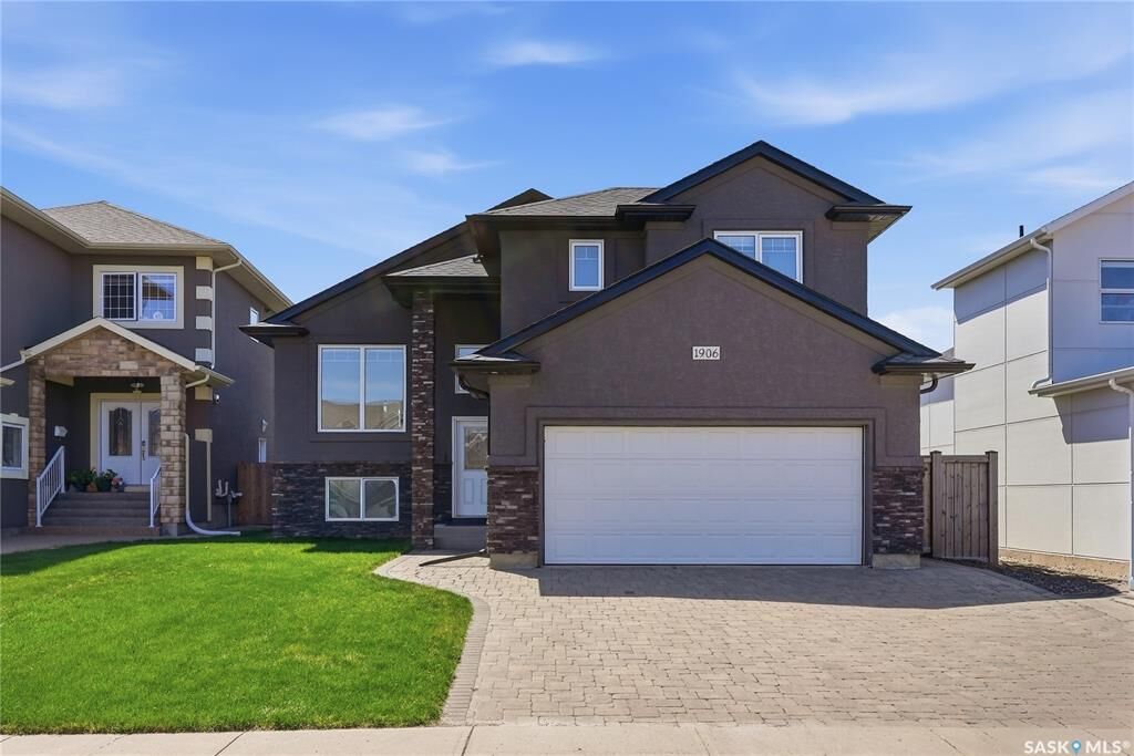 Property Photo:  1906 Pohorecky Terrace  SK S7W 0J1 