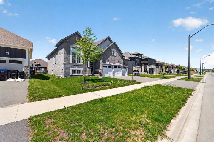 Property Photo: 298 Ramblewood Drive ON L9Z 2B2