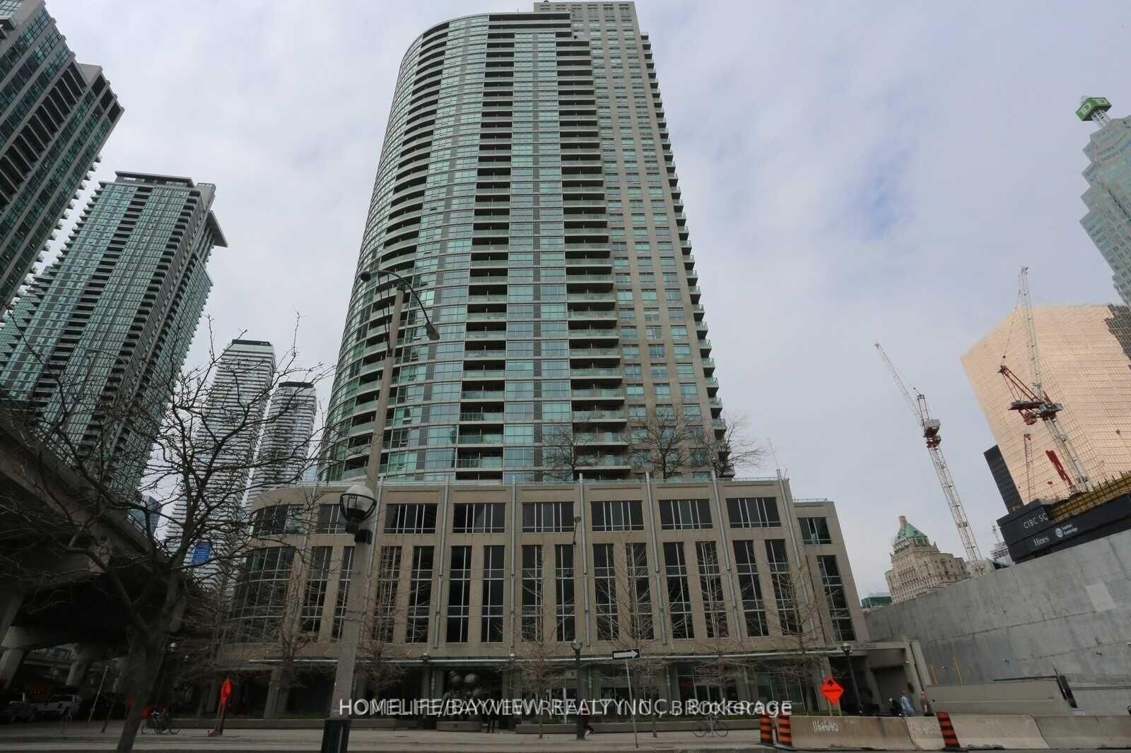 Property Photo: 18 Yonge Street 915 ON M5E 1Z8