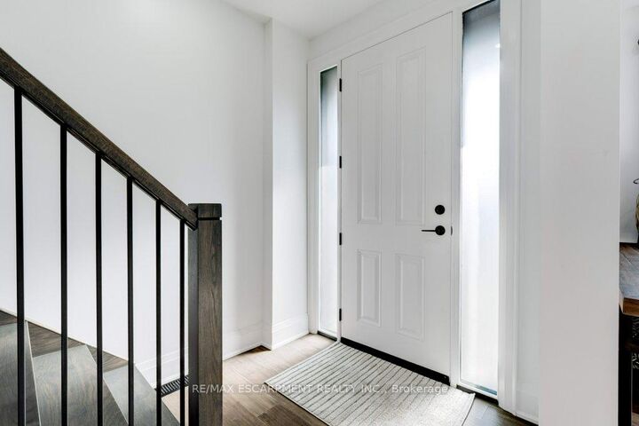 Property Photo: 38 East 16th Street ON L9A 4H9