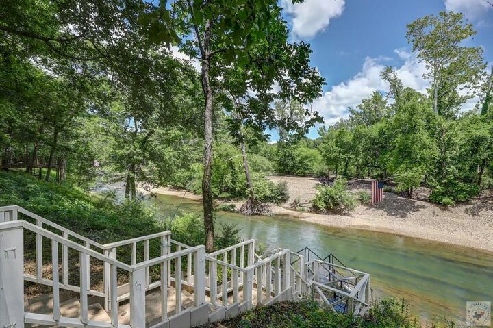 Property Photo:  1040 Vaughn Rd  AR 71943 