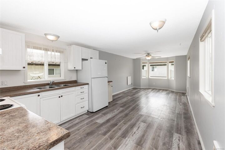 1630 Croation Rd #11 — photo 1