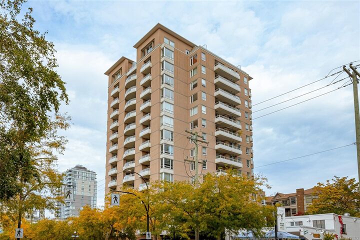Property Photo:  930 Yates St #1203  BC V8V 3M2 