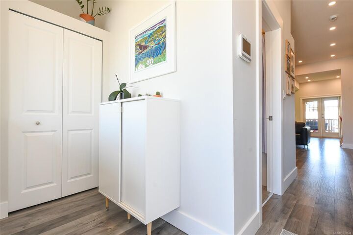 Property Photo:  2753 Maryport Ave  BC V0R 1S0 