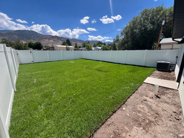 Property Photo:  160 N 200 E  UT 84754 