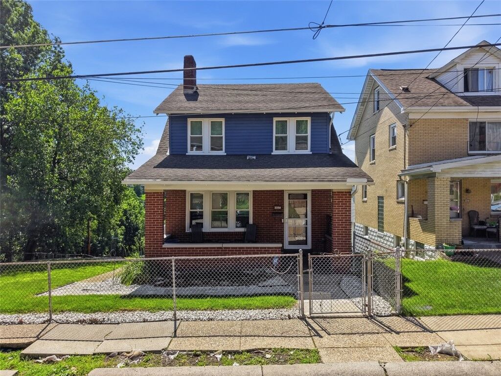 Property Photo:  2250 Walton Ave  PA 15210 
