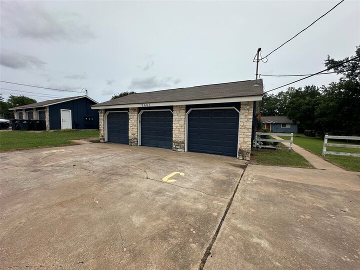 Property Photo: 3601 Buffalo Springs Trail A TX 78628