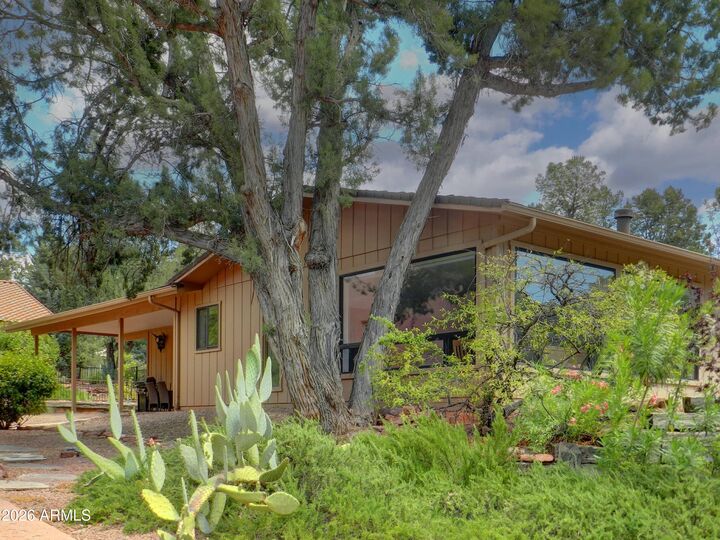 Property Photo:  550 Barcelona Road  AZ 86336 