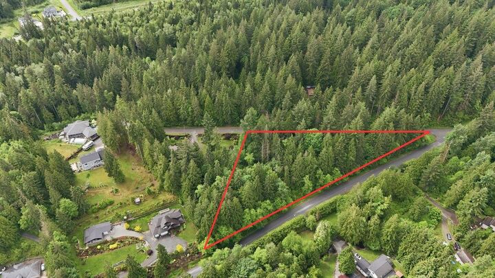 Property Photo: 12540 Blue Mountain Crescent BC V2W 1N7