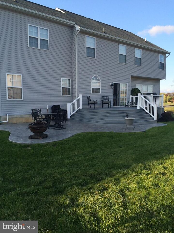 Property Photo: 301 Helen Drive DE 19734