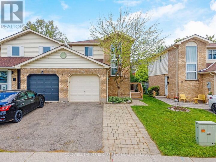 Property Photo:  40 Danville Avenue  ON L7J 2W5 