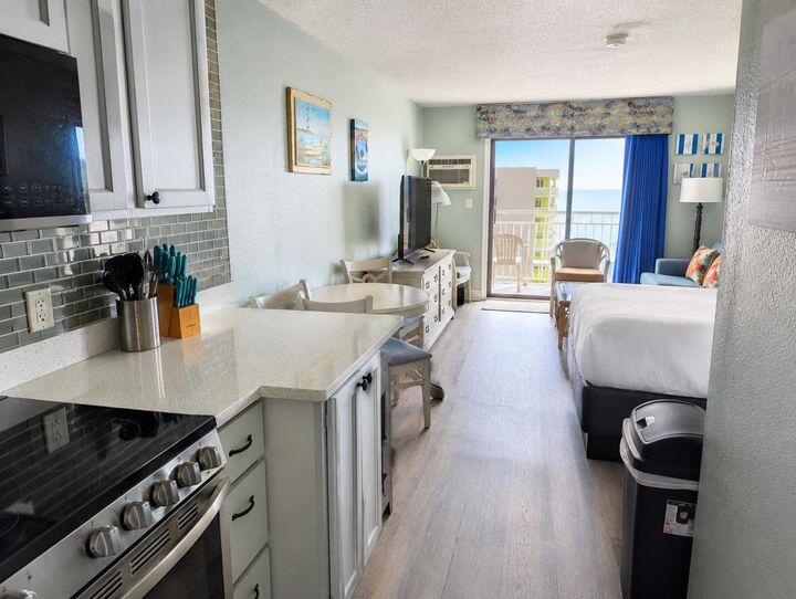 Property Photo: 1207 S Ocean Blvd. 51410 SC 29577