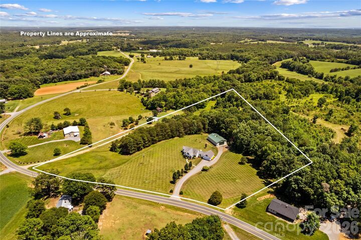 Property Photo:  339 Johnson Farm Road  NC 28636 