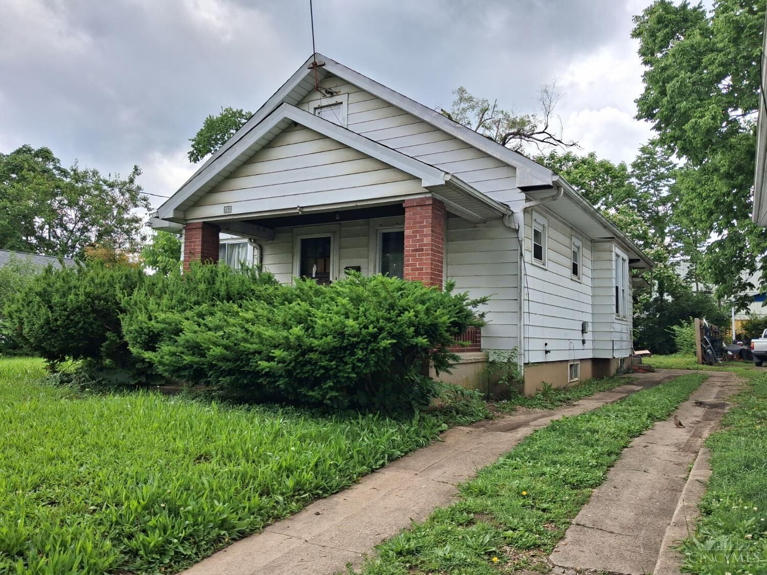 Property Photo:  714 Eleventh Avenue  OH 45044 