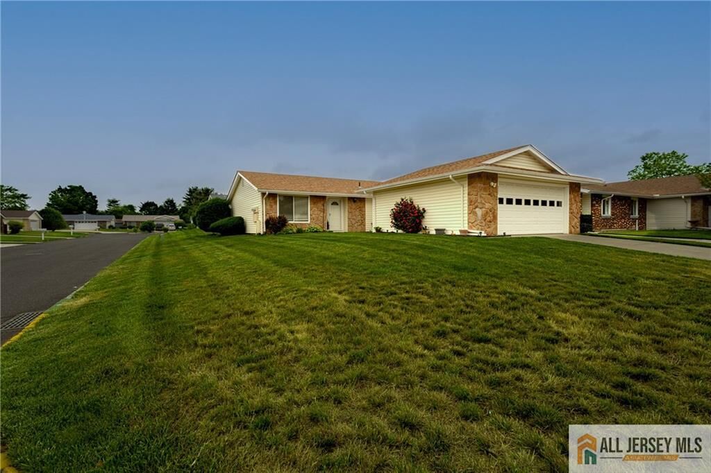 Property Photo:  227 Convent Road 227A  NJ 08831 