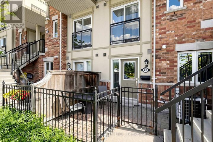 Property Photo: 2285 Bur Oak Avenue 28 ON L6E 0B9