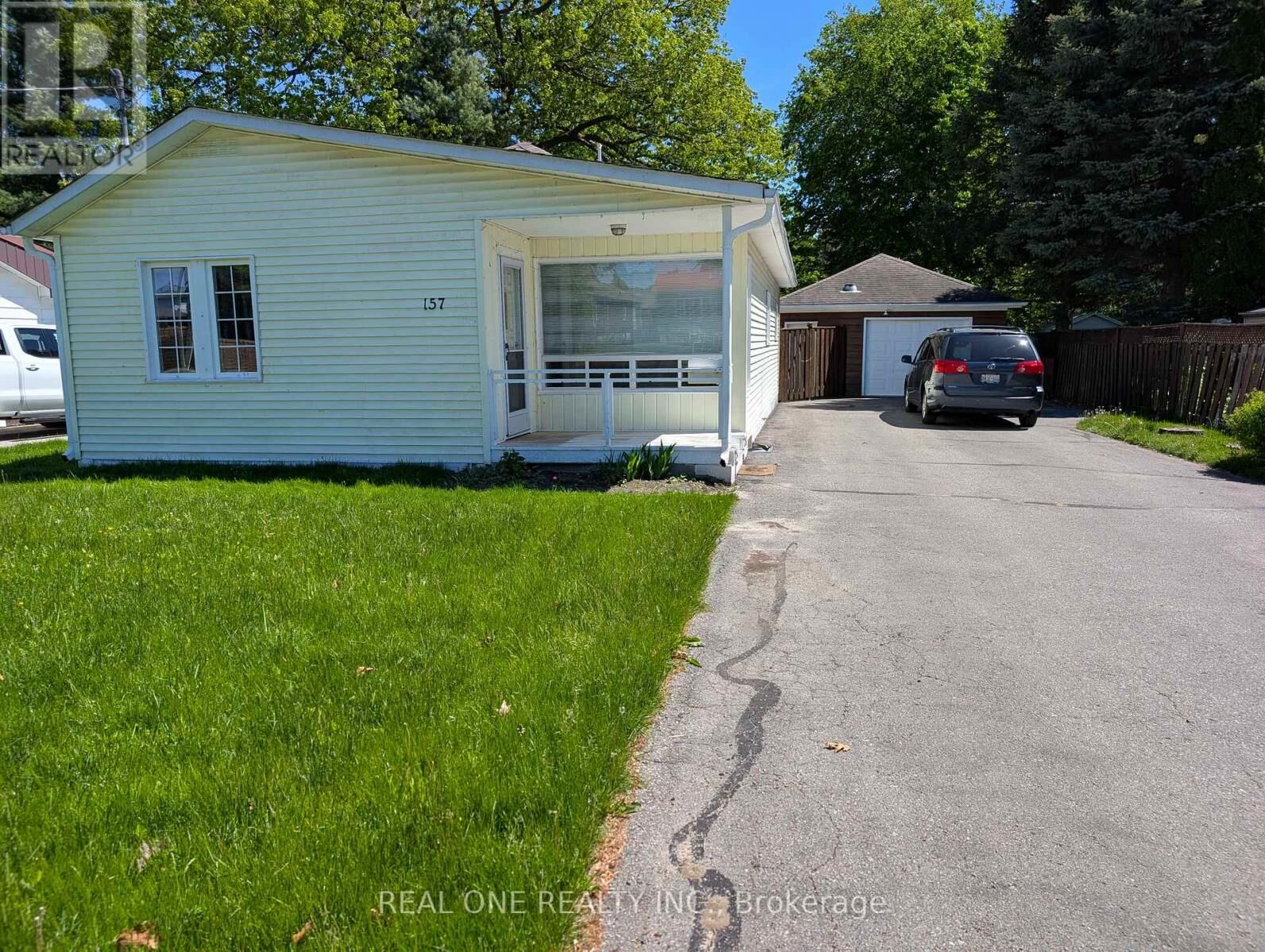 Property Photo: 157 Bessborough Drive ON L4P 2R7