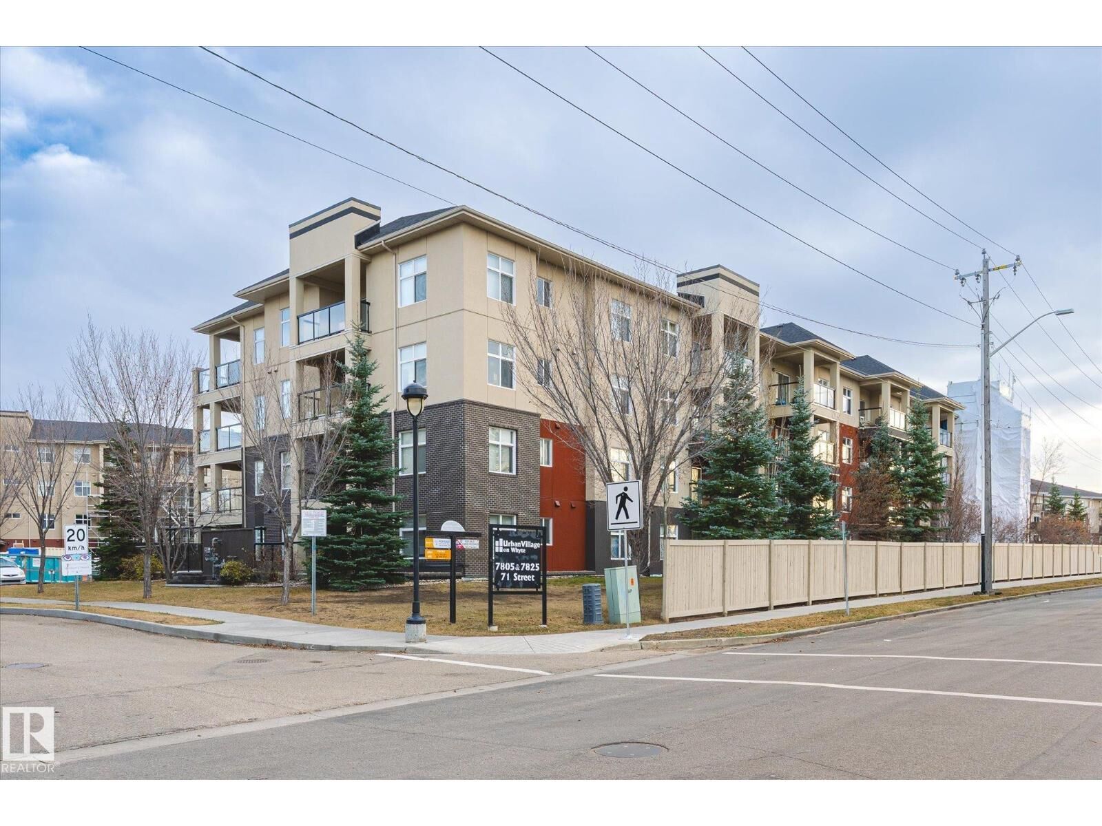Property Photo:  #257 7805 71 St NW  AB T6B 3V6 