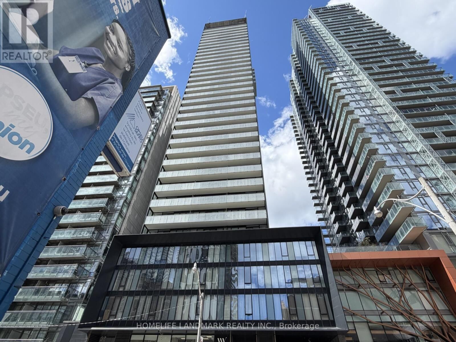 Property Photo: 28 Wellesley Street East 308 ON M4Y 0C4