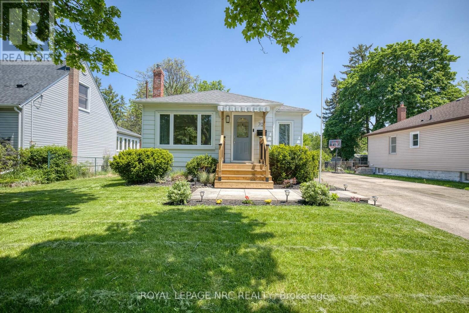 Property Photo: 70 Ghent Street ON L2N 2C9