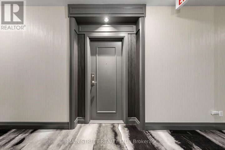 Property Photo: 60 Disera Drive 1408 ON L4J 9G1