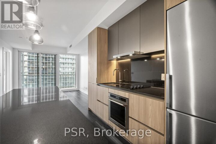 Property Photo:  11 Ordnance Street 1311  ON M6K 0H4 
