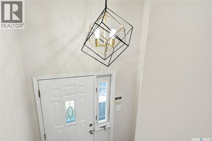 Property Photo:  118 Laurentian Drive  SK S7H 4M2 