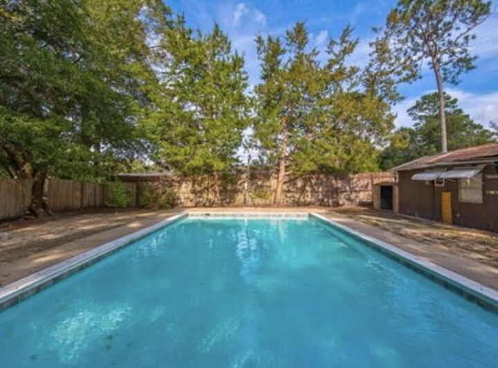 Property Photo:  398 Edge Avenue  FL 32580 