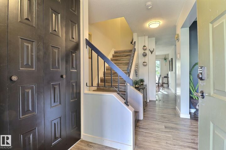 Property Photo: 5315 39 Avenue NW AB T6L 1P3