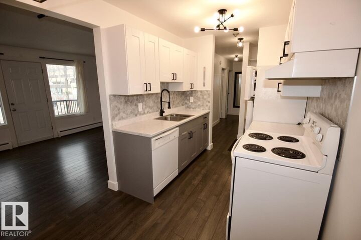 10345 123 Street NW 201 — photo 1