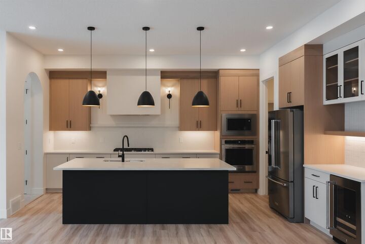 Property Photo: 4216 121 Street NW AB T6J 1Y8