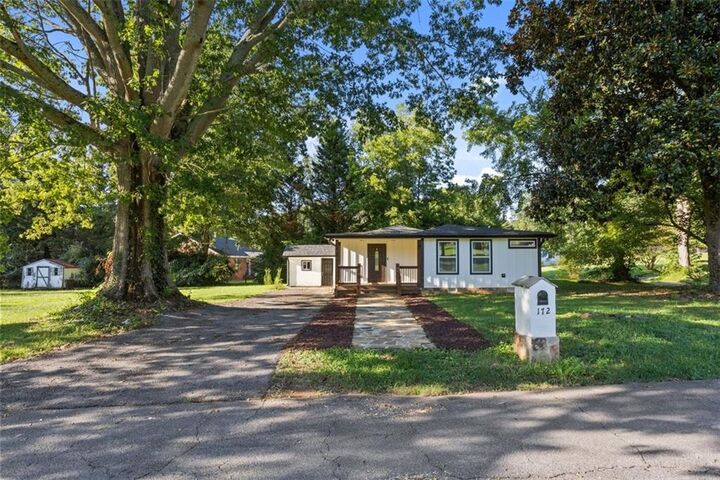 Property Photo:  172 Jasper Street  GA 30139 