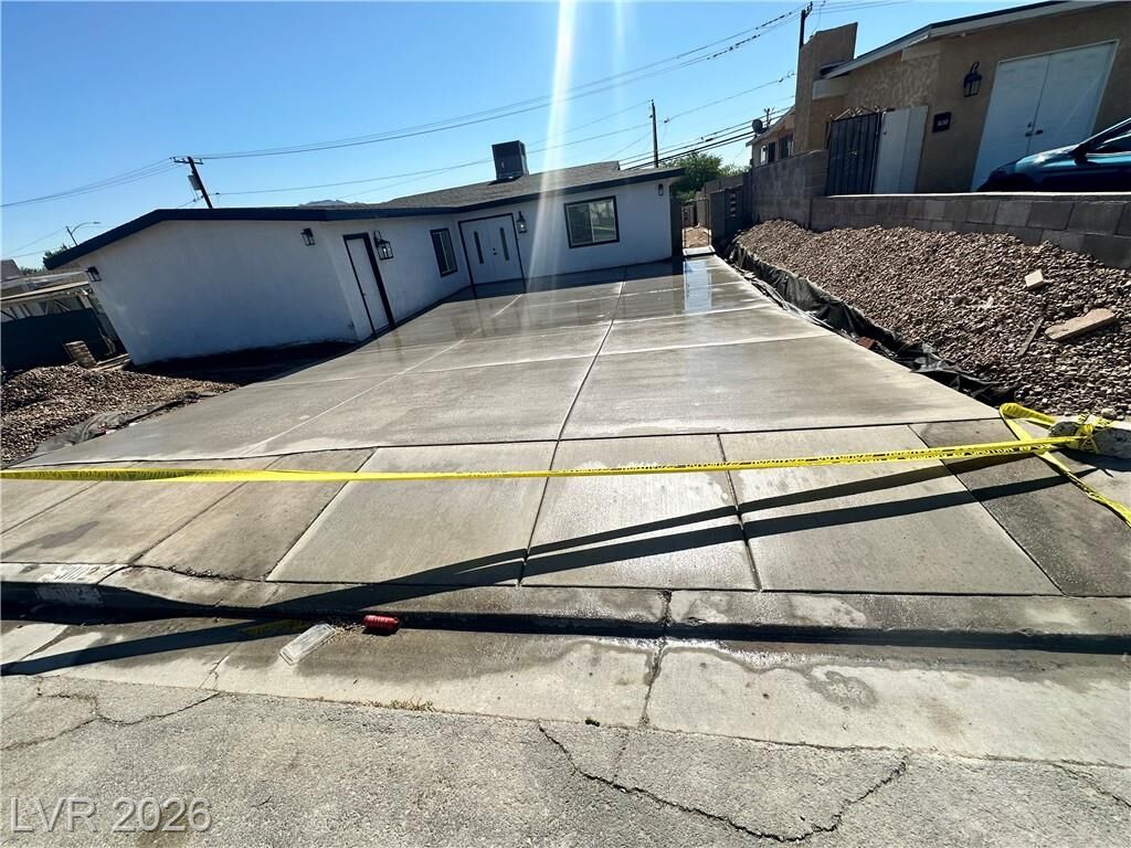 Property Photo: 3182 Palmdale Street NV 89121