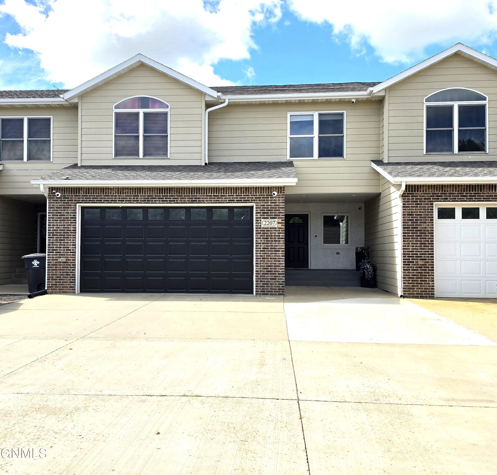 Property Photo:  2207 2nd Street W  ND 58601 