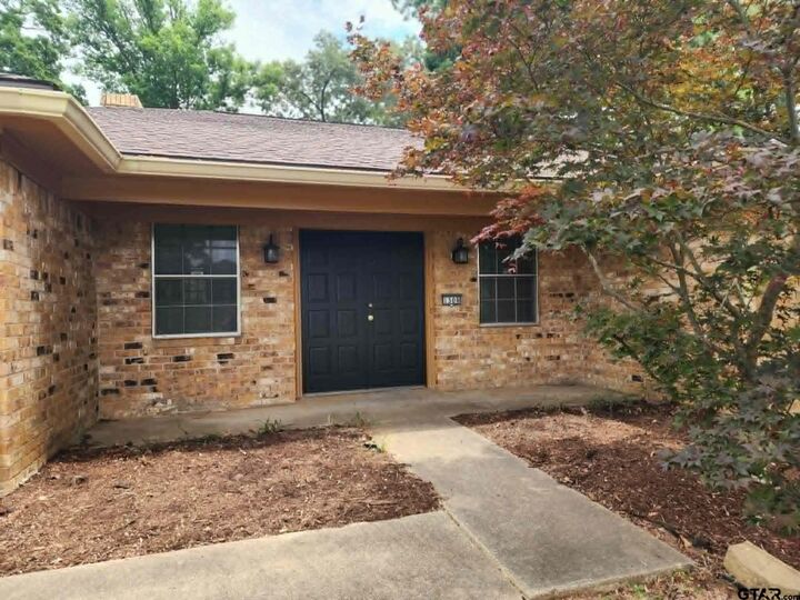 Property Photo:  1308 Fairhaven St.  TX 75605 