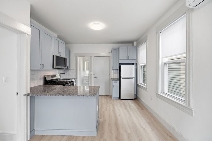 Property Photo: 42 West 47th St 2R NJ 07002