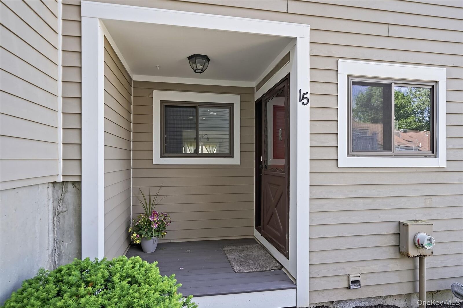 Property Photo:  15 Park Drive  NY 10549 
