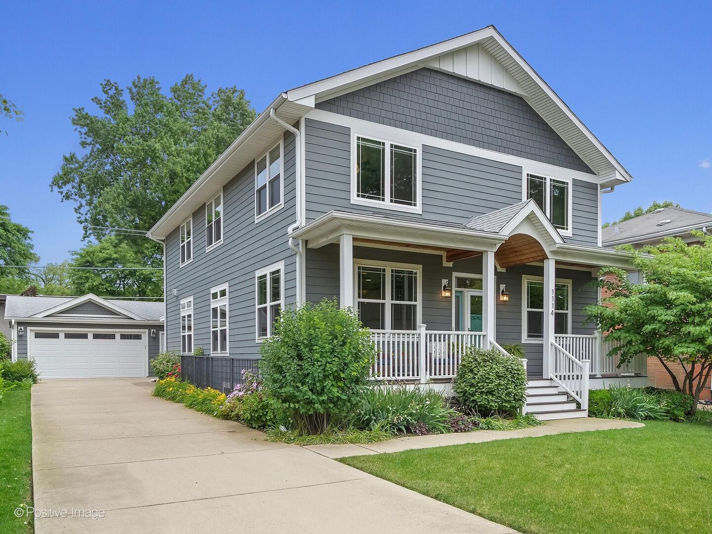 Property Photo: 1114 S Stone Avenue IL 60525