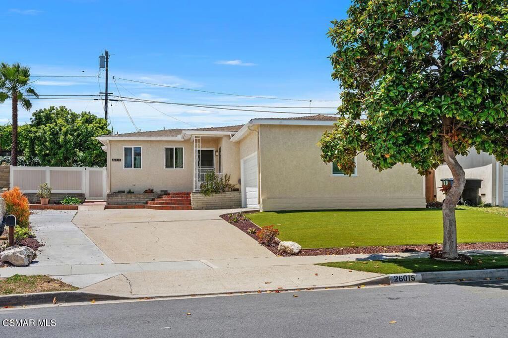 Property Photo:  26015 Crest Road  CA 90505 