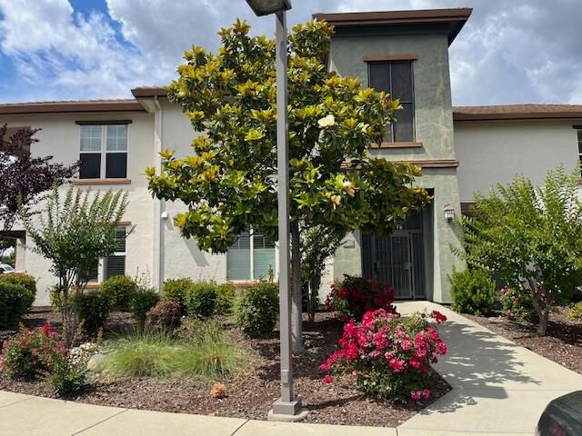 Property Photo:  1500 Topanga Lane 207  CA 95648 