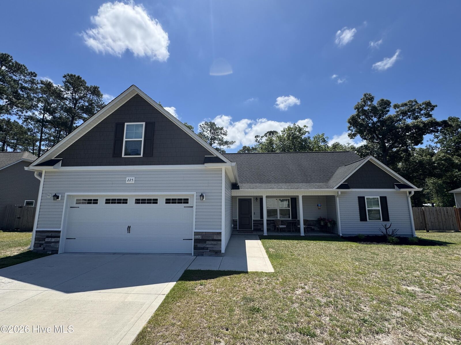Property Photo: 225 Westfield Drive NC 28574