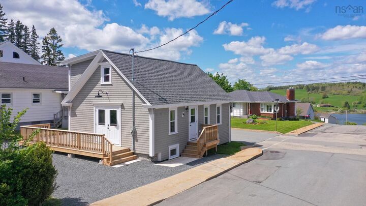 Property Photo: 95 Cornwallis Street NS B0J 2C0