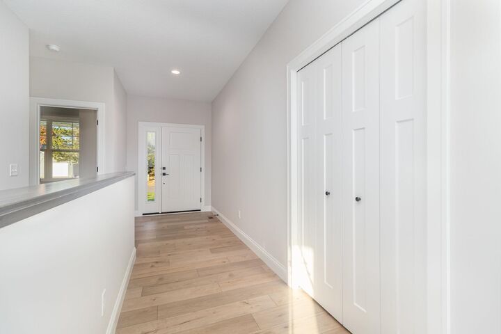 Property Photo:  3880 Larabee Avenue NE  MN 55376 