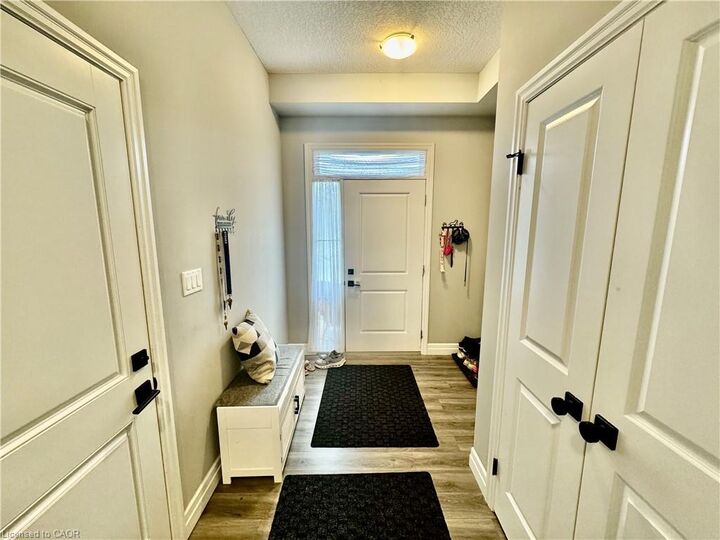 Property Photo:  162 Otterbein Road  ON N2B 0A8 