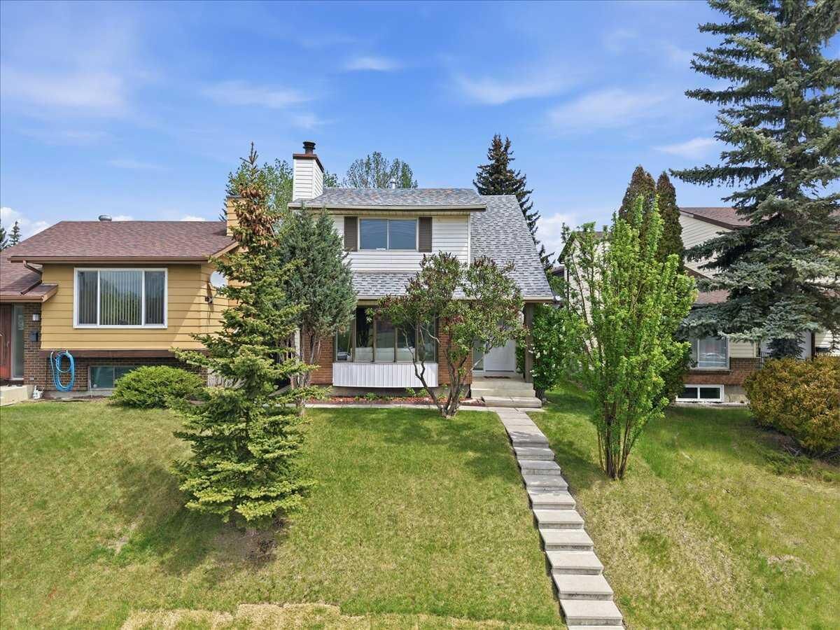 Photo de la propriété: 148 Edgedale Way NW AB T3A 2P9