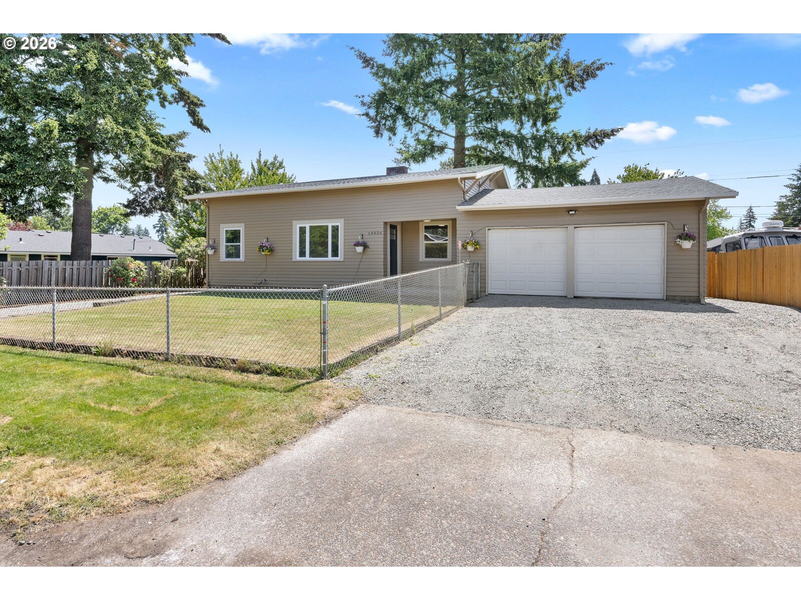 Property Photo: 14026 SE Taylor St OR 97233