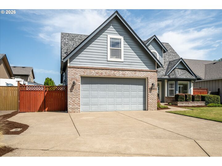 Property Photo:  3461 Merryvale Rd  OR 97404 
