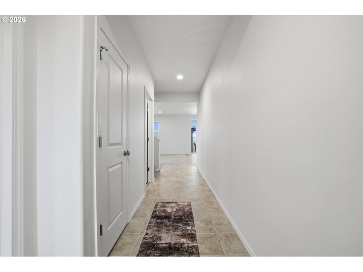 Property Photo:  5 Patty Cir  OR 97862 