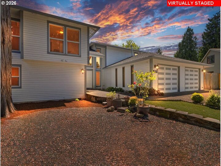 Property Photo: 2014 NE 164th Pl OR 97230