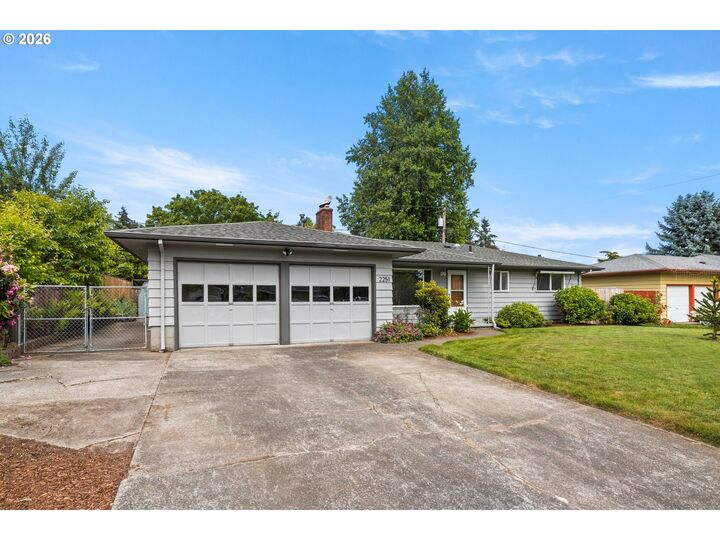 Property Photo:  2251 NE 132nd Ave  OR 97230 